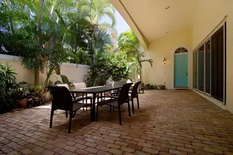 3942 N Longview Dr, Jupiter, FL 33477 photo 3