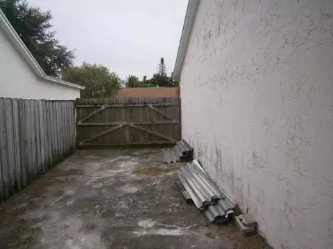 170 Banyan Cir, Jupiter, FL 33458 photo 13