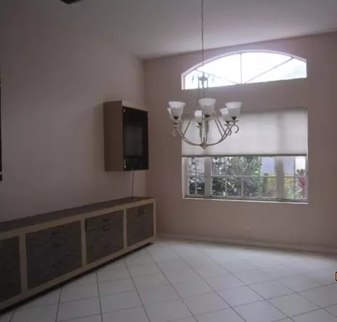 7308 Falls Rd, Boynton Beach, FL 33437 photo 4