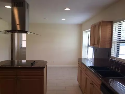 2083 SW Pitts Ter, Stuart, FL 34997 photo 5