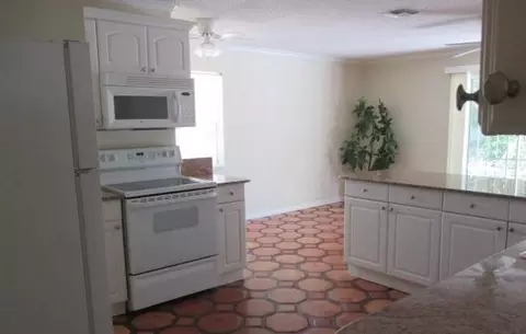 723 NW Spruce Ridge Dr, Stuart, FL 34994 photo 5