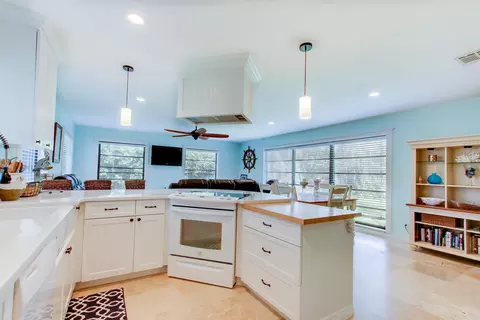 5235 SE Matousek St, Stuart, FL 34997 photo 9