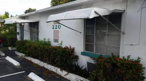 220 E 27th St #E, Riviera Beach, FL 33404 photo 5
