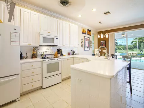132 Barbados Dr, Jupiter, FL 33458 photo 5