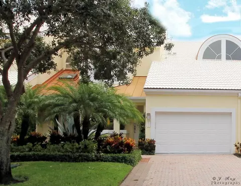 252 Eagle Dr, Jupiter, FL 33477 photo 1