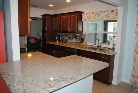 338 Fairway N, Tequesta, FL 33469 photo 4