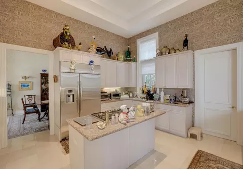 390 Eagle Dr, Jupiter, FL 33477 photo 9
