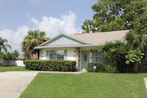 113 Arrowhead Cir, Jupiter, FL 33458 photo 1