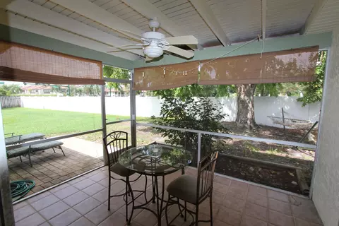 113 Arrowhead Cir, Jupiter, FL 33458 photo 9