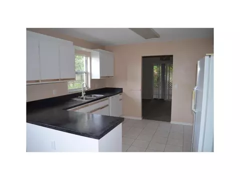 1663 Sweetwood Dr, Melbourne, FL 32935 photo 5