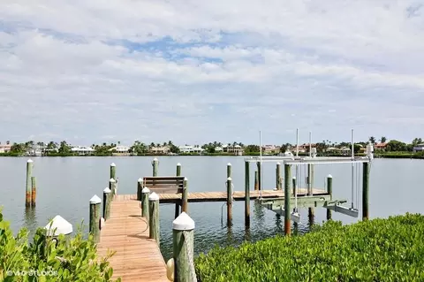 6863 SE Isle Way, Stuart, FL 34996 photo 2