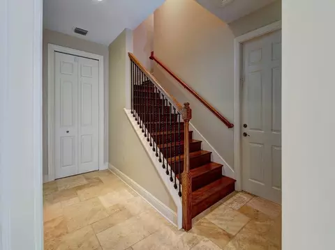 109 Santander Dr, Jupiter, FL 33458 photo 17