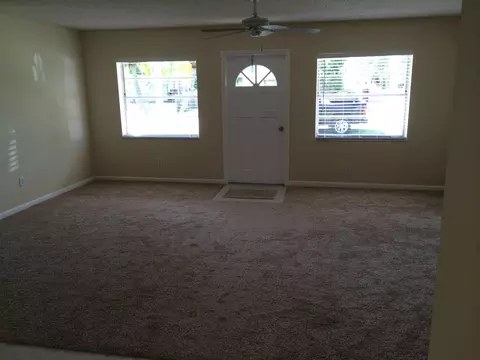 1983 SE Washington St, Stuart, FL 34997 photo 2
