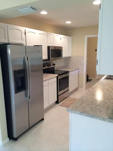 1983 SE Washington St, Stuart, FL 34997 photo 5