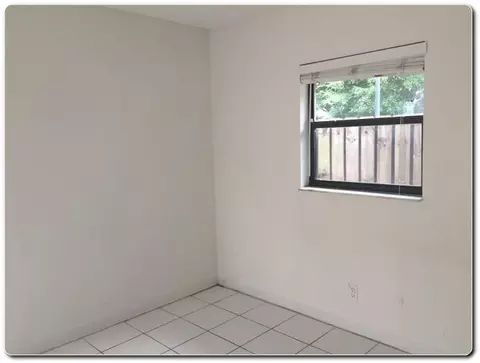 62 Meadows Dr, Boynton Beach, FL 33436 photo 2
