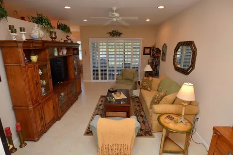 305 SW Otter Run Pl, Stuart, FL 34997 photo 6