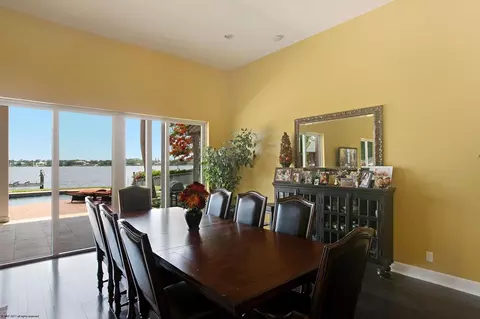 311 River Dr, Tequesta, FL 33469 photo 5