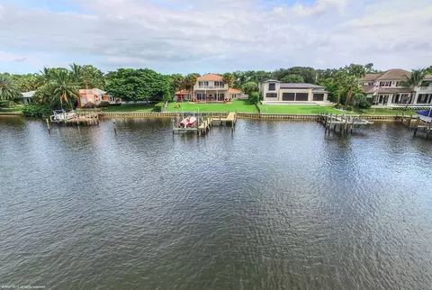 311 River Dr, Tequesta, FL 33469 photo 18