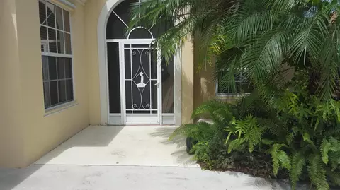 1441 SW Eagleglen Pl, Stuart, FL 34997 photo 2