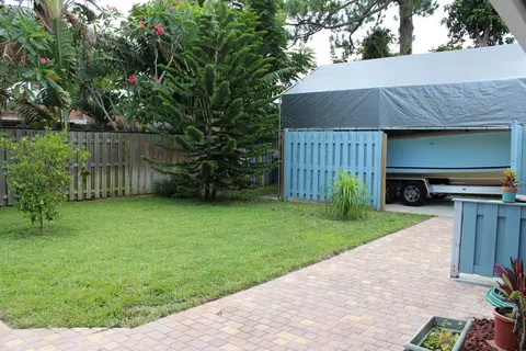 711 Warren Dr, Jupiter, FL 33458 photo 17