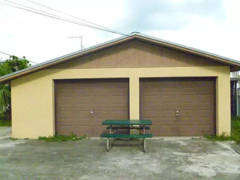 702 SE 4th Ave, Delray Beach, FL 33483 photo 22