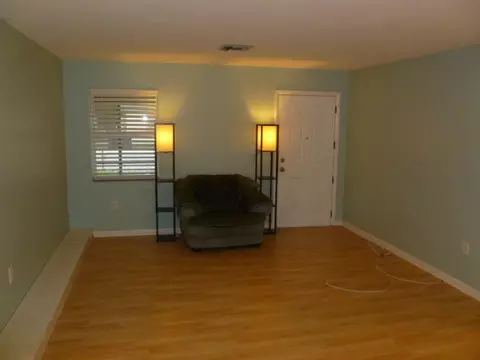 702 SE 4th Ave, Delray Beach, FL 33483 photo 3
