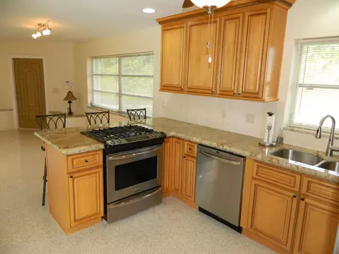 4639 SE Robertson Rd, Stuart, FL 34997 photo 3