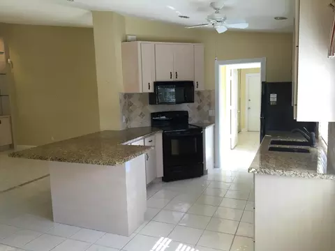 259 Brier Cir, Jupiter, FL 33458 photo 7