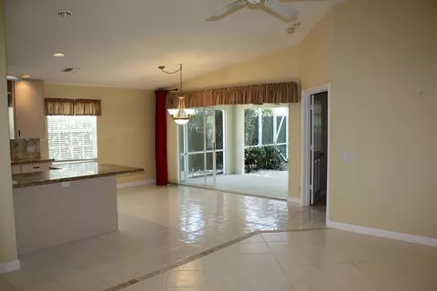 259 Brier Cir, Jupiter, FL 33458 photo 9