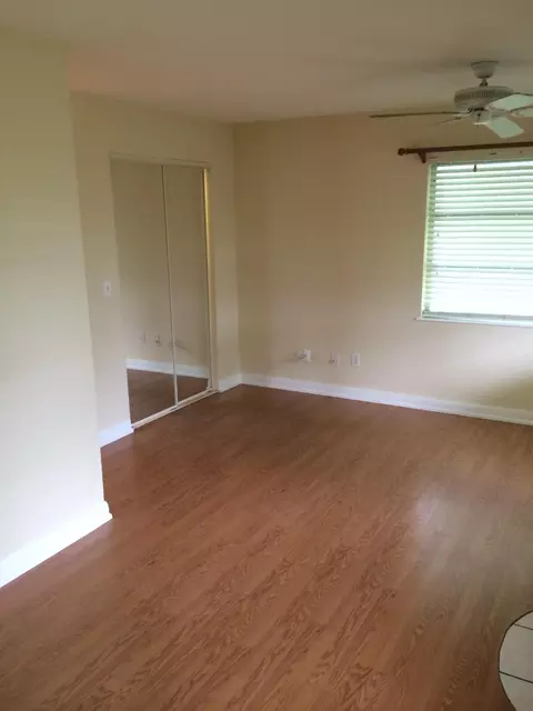 2530 SE Madison St, Stuart, FL 34997 photo 6