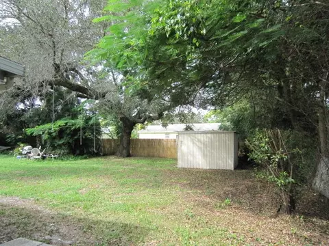 805 Mathis St, Lake Worth, FL 33461 photo 3