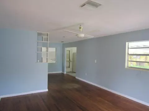 805 Mathis St, Lake Worth, FL 33461 photo 5