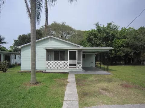 805 Mathis St, Lake Worth, FL 33461 photo 1