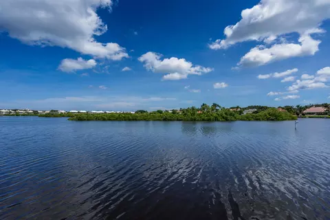 125 Regatta Dr, Jupiter, FL 33477 photo 3