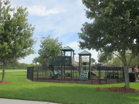 1243 SE Kirk St, Stuart, FL 34997 photo 18