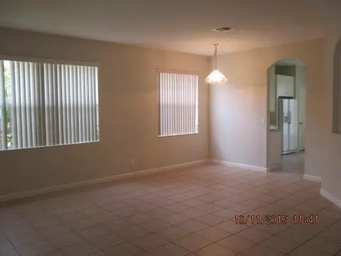 1243 SE Kirk St, Stuart, FL 34997 photo 3