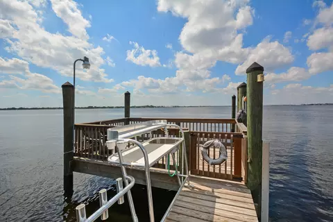 101 N Sewalls Point Rd, Stuart, FL 34996 photo 4
