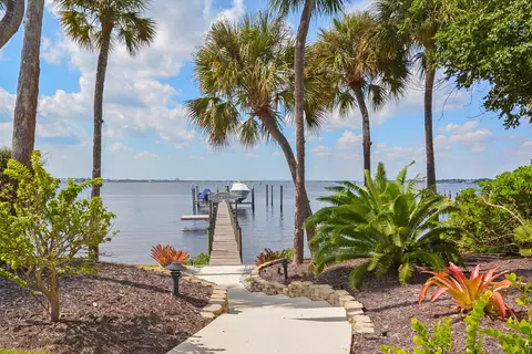 101 N Sewalls Point Rd, Stuart, FL 34996 photo 2