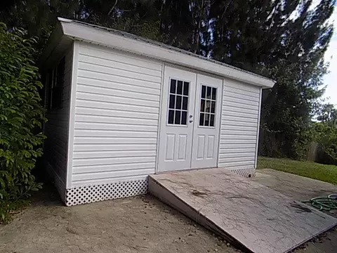 193 SE Riverbend St, Stuart, FL 34997 photo 13
