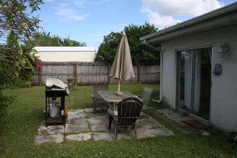 2117 SE Harrison St, Stuart, FL 34997 photo 18