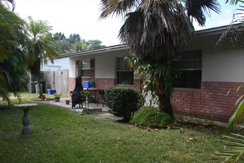 2117 SE Harrison St, Stuart, FL 34997 photo 21