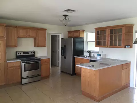 1039 NW 16th St, Stuart, FL 34994 photo 6