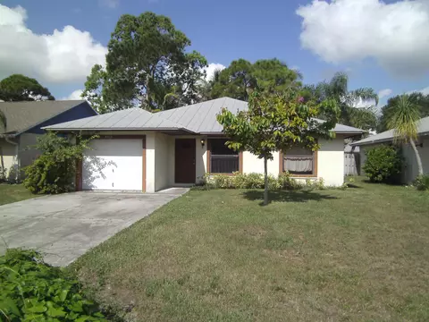 5712 SE Collins Ave, Stuart, FL 34997 photo 1
