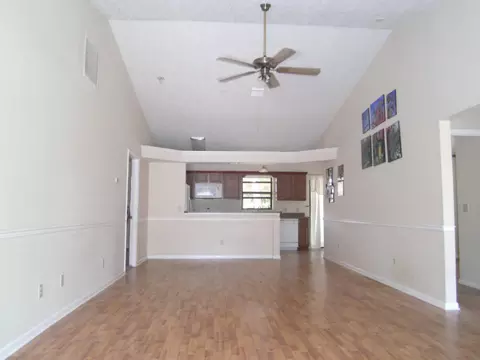 5712 SE Collins Ave, Stuart, FL 34997 photo 5