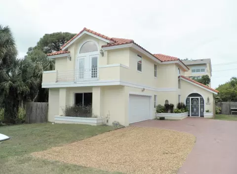 984 SE Saint Lucie Blvd, Stuart, FL 34996 photo 1