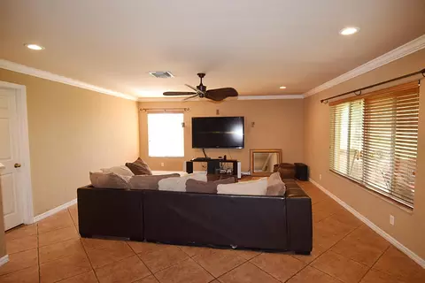 5699 SE Graham Dr, Stuart, FL 34997 photo 6