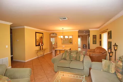 5699 SE Graham Dr, Stuart, FL 34997 photo 3