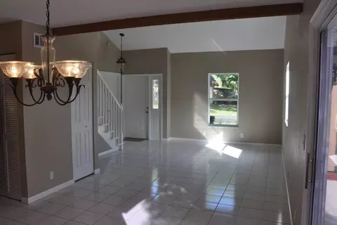 334 Maplecrest Cir, Jupiter, FL 33458 photo 7