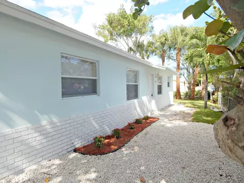 218 N Orange Ave, Jupiter, FL 33458 photo 1
