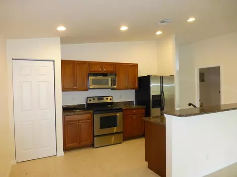 4940 SE Duval Dr, Stuart, FL 34997 photo 2